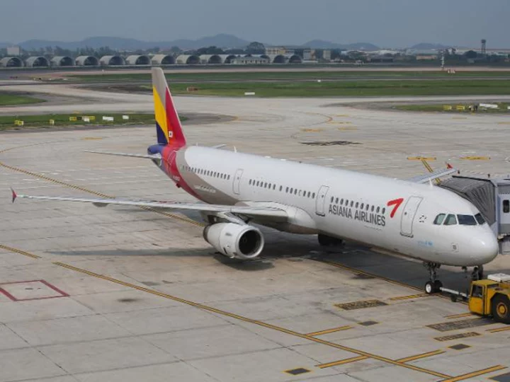 Asiana Airlines to stop selling seats near emergency exit on Airbus A321s