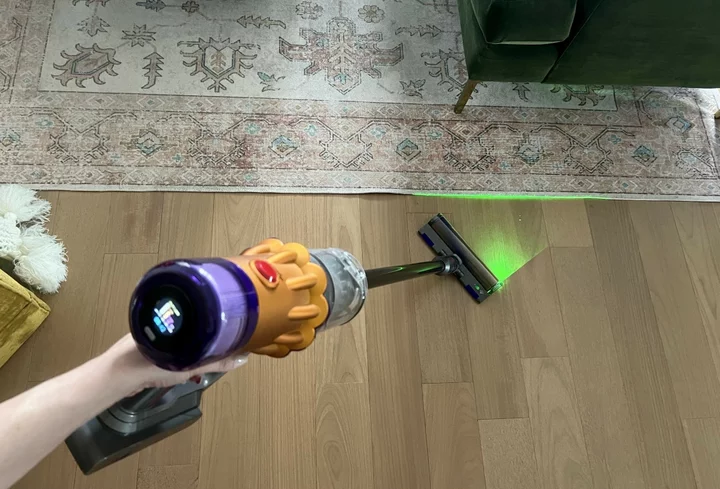 Dyson's cheapest laser vacuum made me feel bad about my dirty floors...in a good way