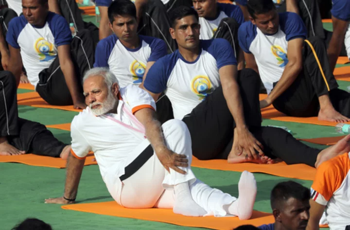 Living la vida yoga: India's Modi will bend leaders into shape on International Yoga Day
