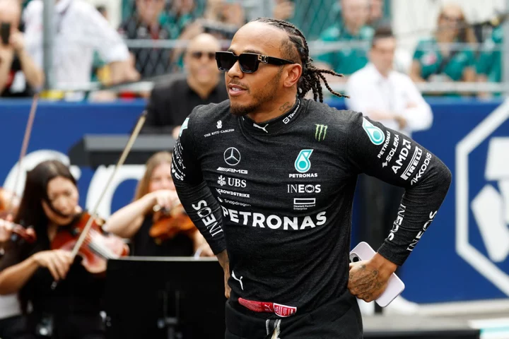 F1 LIVE: Toto Wolff sends stark warning to Lewis Hamilton after Miami disappointment