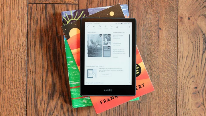 Kindle Paperwhite Signature Edition review: The upgrade is worth the money
