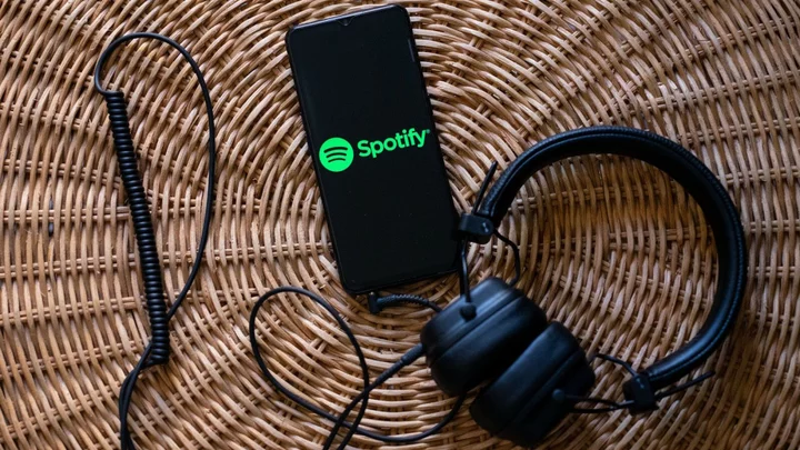 Spotify Jam Lets You Add Your Favorite Songs to a Shared Music Queue