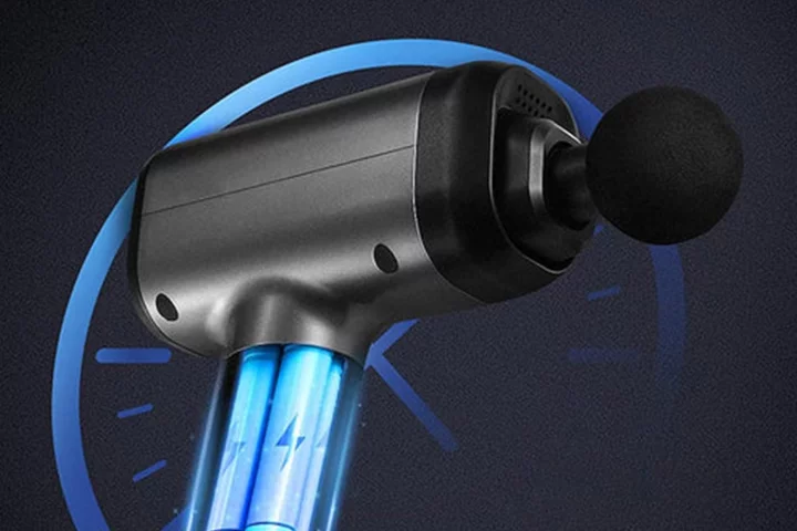 Save $77 on this relaxing personal massage gun just in time for Father's Day