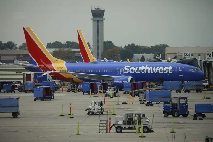 Southwest Airlines to Slow 2024 Growth as Travel Demand Eases