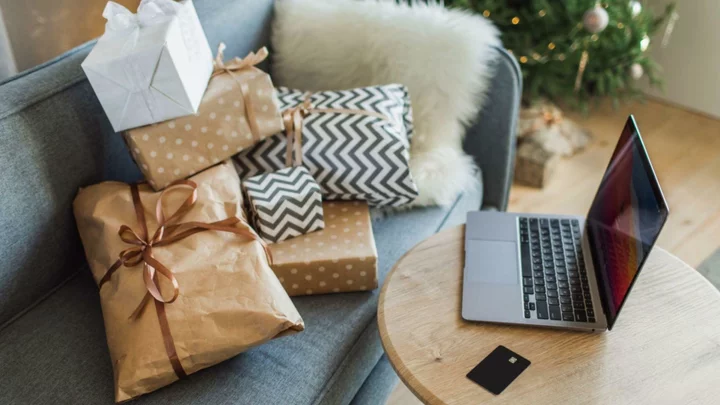 Get way ahead of the holiday hustle and score on gifts galore at Walmart