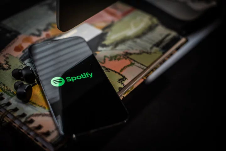 Spotify Sales Top Estimates on Subscriber Growth, Higher Pricing