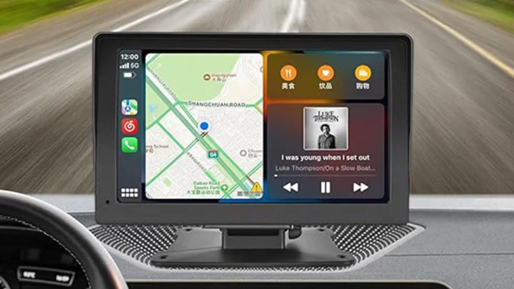 Get this Apple and Android car screen, now $100