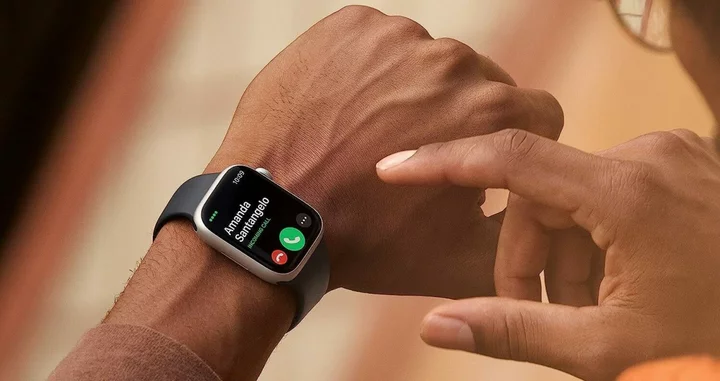 Best Buy has the Apple Watch Series 8 at its lowest price ever