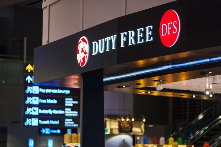 LVMH’s Duty-Free Unit Bets on China Luxury Hub With Mega Mall
