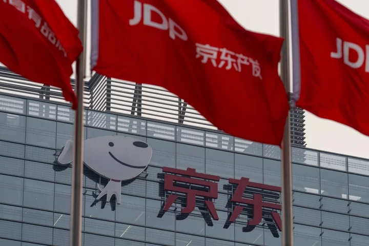 JD.com’s Sales Beat Estimates Despite Chinese Economy Weakness