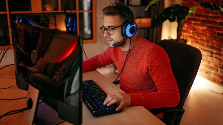 Save Hundreds on Gaming Gear During Intel’s Gamer Days