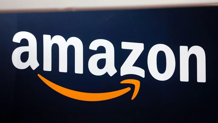 Amazon Taps AI to Sum Up User Product Reviews, Point Out Pros and Cons