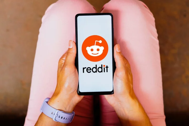 Reddit hackers threaten to release stolen data if new API policy moves forward