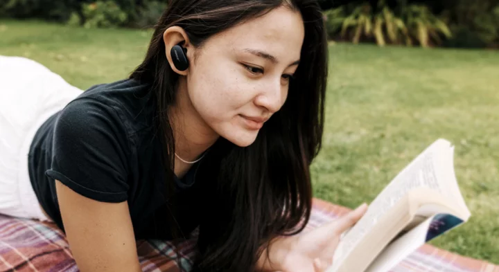 Listen up: Get Bose QuietComfort II earbuds for $50 off