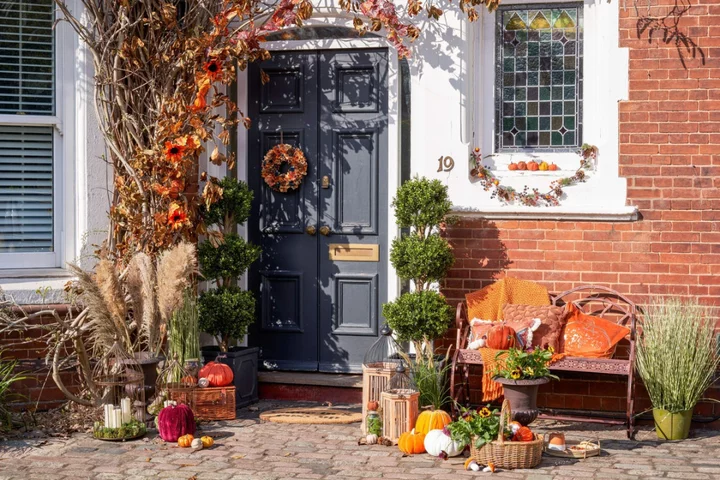 Doorscaping: How to create a fabulous front door display for autumn
