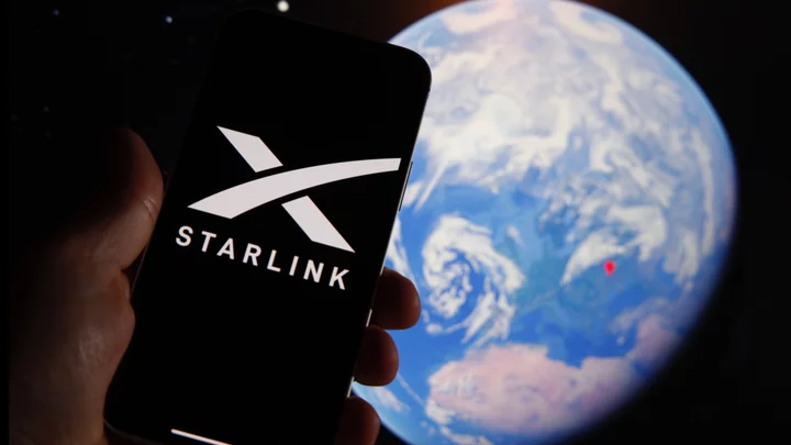 Apparent SpaceX Glitch Locks People Out of Starlink Accounts