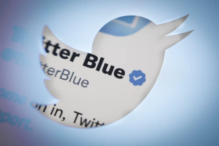 Piracy-loving Twitter Blue users exploit new 2-hour video limit
