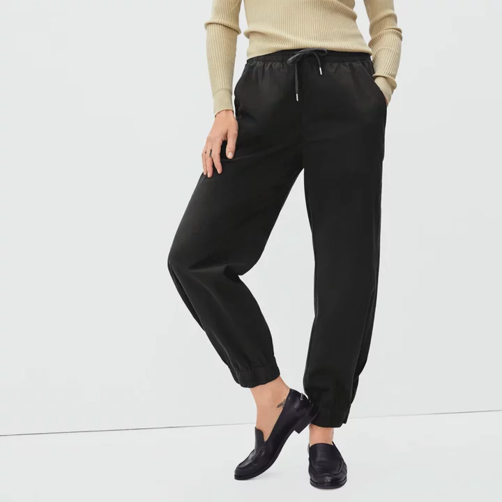 The Most Comfortable Sweatpants, According To R29 Editors & Readers