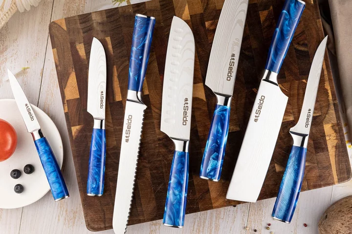 This 10-piece complete Japanese knife gift set is $216