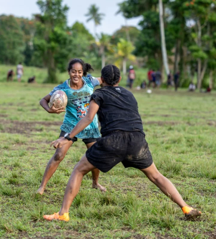 Barefoot in the park: Fiji girls heading for rugby's heights