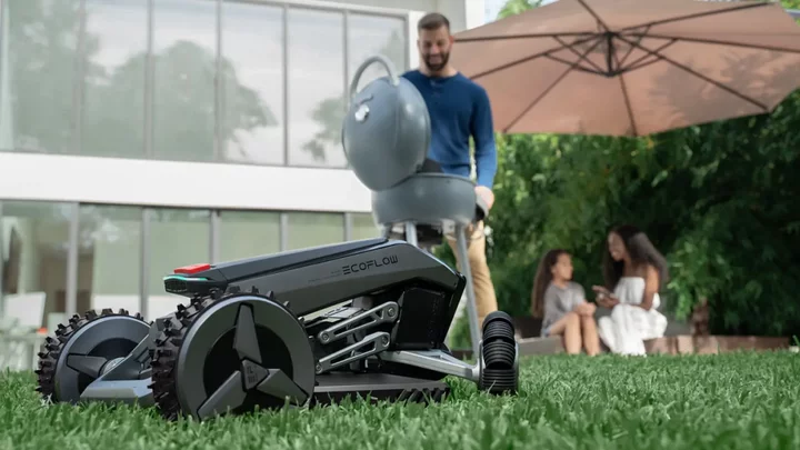 EcoFlow Blade Robotic Lawn Mower Review
