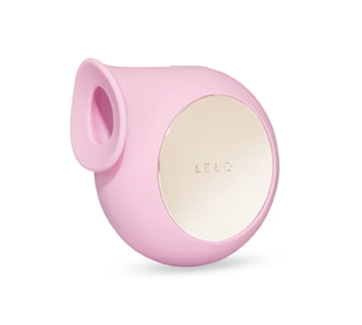 Lelo Sila Review: This Suction Vibrator Is Too Strong For Some Clits (But Not Mine!)