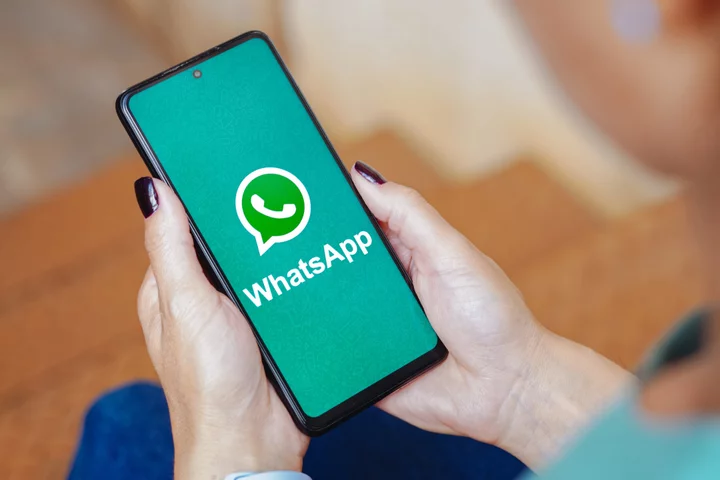Screen sharing might be coming to WhatsApp for Android