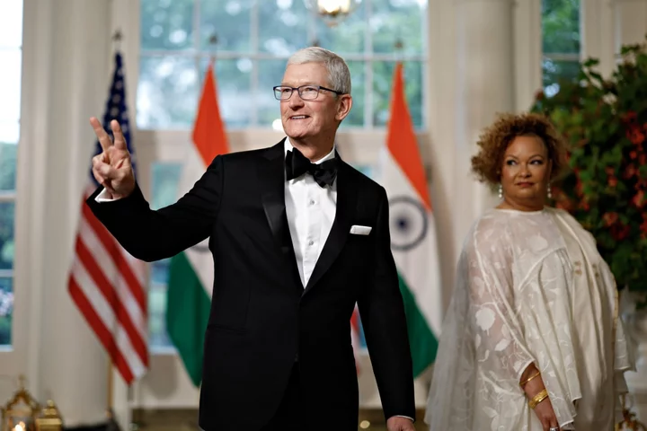 Apple, Google, Microsoft CEOs Attend Modi Dinner at White House
