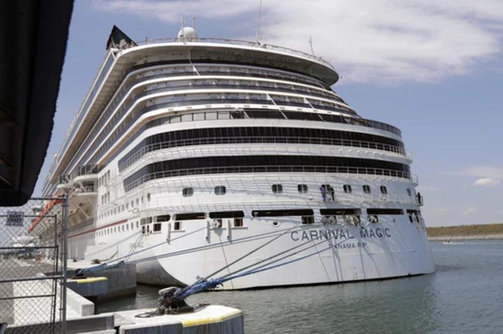 Coast Guard searching for man who fell from cruise ship off Florida coast