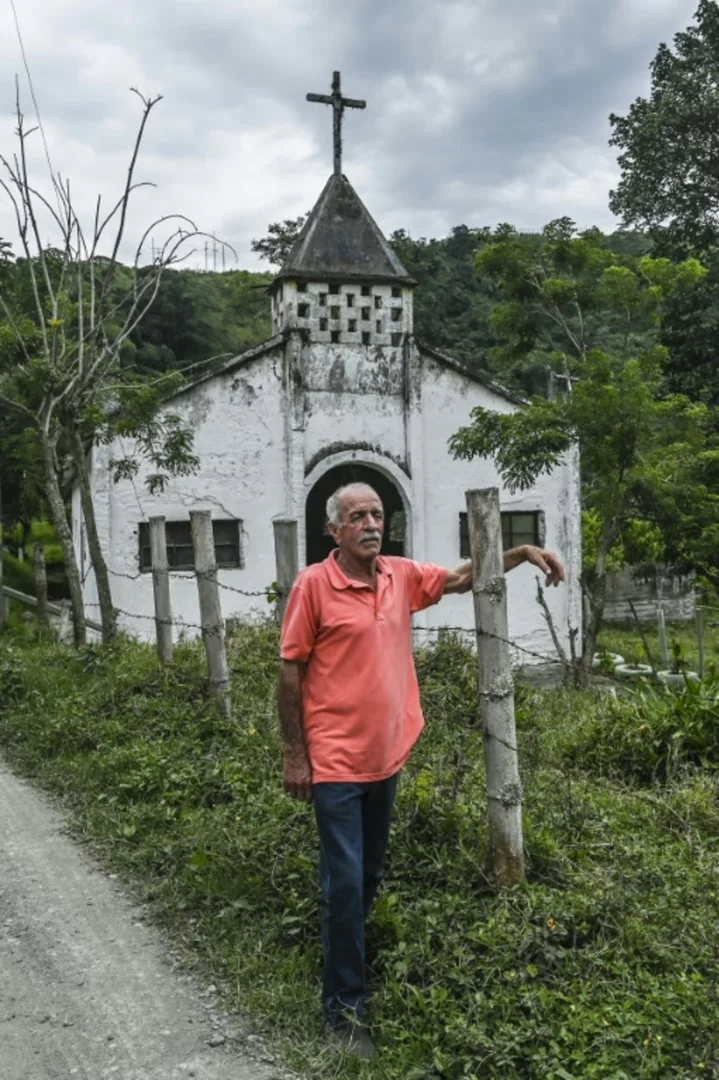 Despite rumblings, Colombia volcano survivor skeptical of repeat disaster
