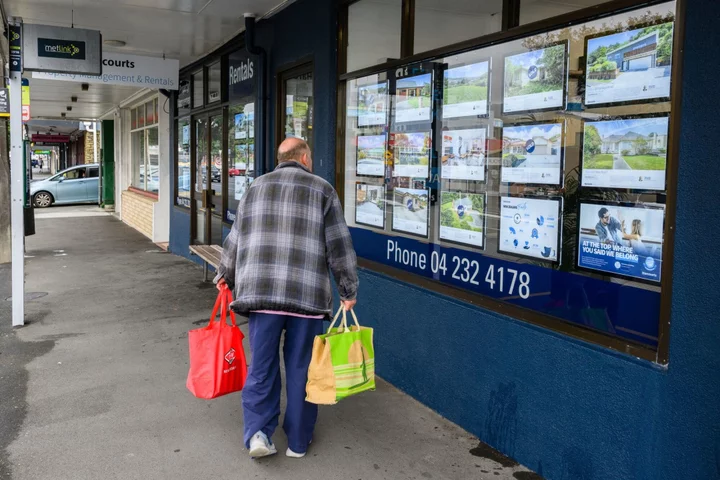 Property, Consumer Stocks In Focus Ahead of New Zealand Election