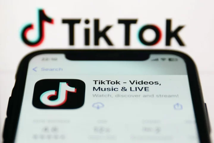 TikTok will now show you ads on the search results screen