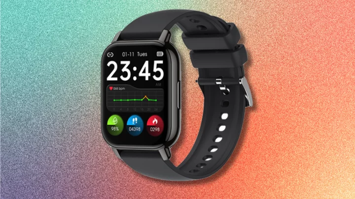 Grab this fitness tracker Apple Watch alternative for $50