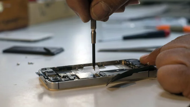 Apple Pledges Support for Nationwide Right-to-Repair Bill