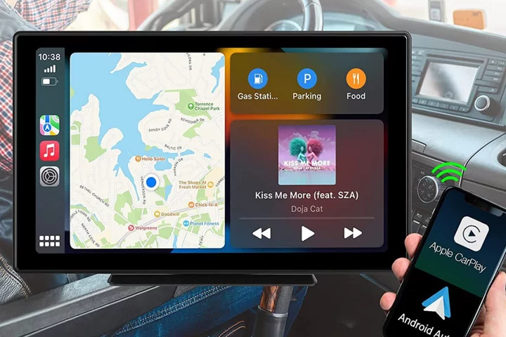 Get a big touchscreen in your car for $104.99