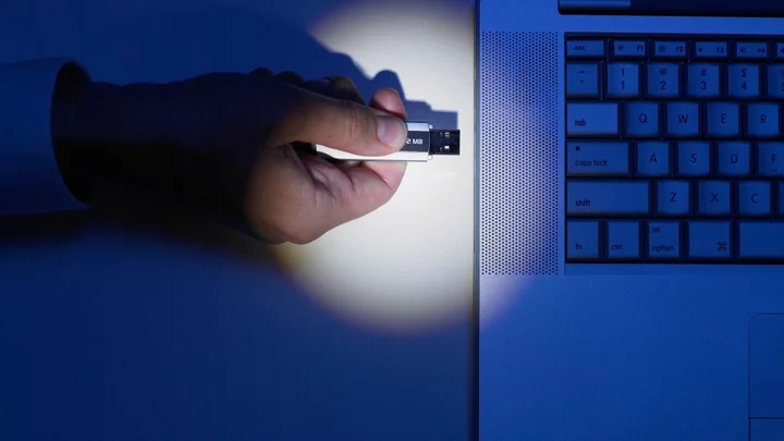 China-Linked Malware Spotted Infecting USB Drives To Spread Attack