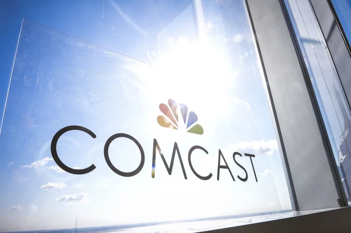 Comcast Profit Rises on Theme Park, Broadband Revenue Growth
