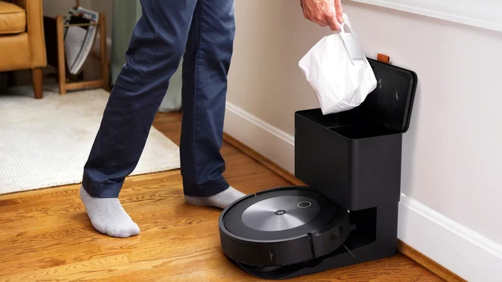 The Best Self-Emptying Robot Vacuums for 2023