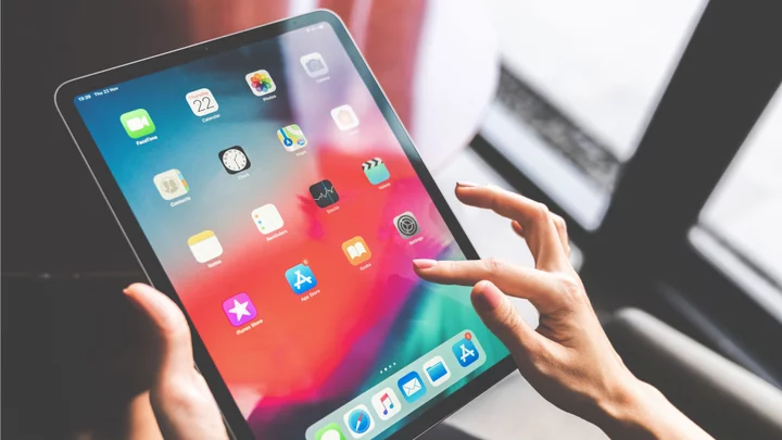 Apple May Launch New OLED iPad Pro Next Year